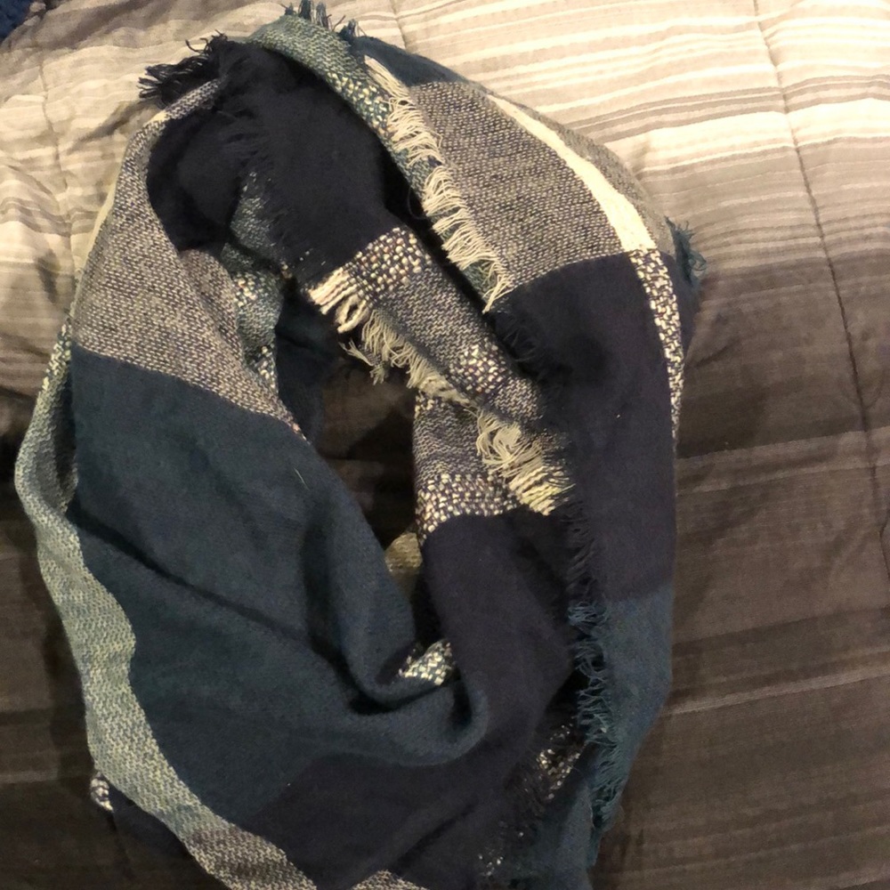 Blanket scarf